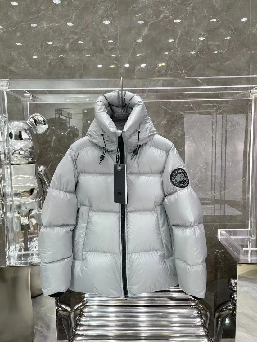 Canada Goose ， ins 、 、 。 Canada Goose， ， ， ！ 90% ， ， ！ ， ， ！ Same Style Sizes: S~XXLIn Stock😍😍
